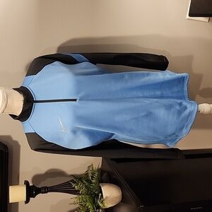 Nike dri-fit 3/4 sleeve top size large blue and gray pit to pit 23 in. Length 29